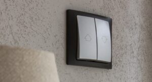 Kontakt Simon Basic Standard