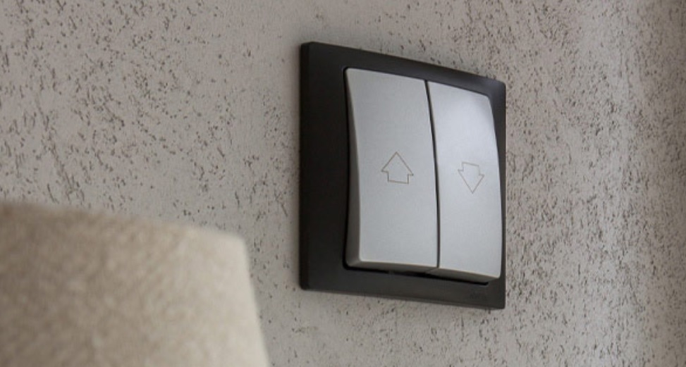 Kontakt Simon Basic Standard